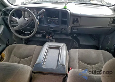 2006 Chevrolet Silverado K2500 Heavy Duty из США, поврежденный, VIN 1GCHK23D56F270418